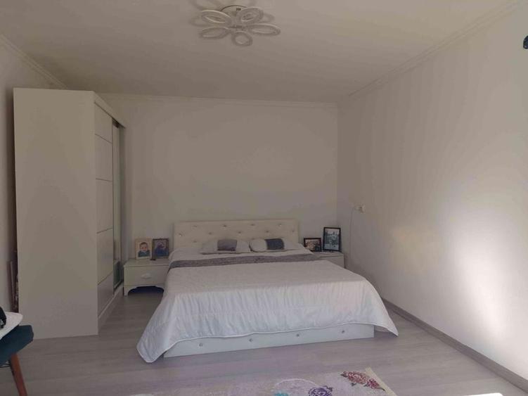 Casă cu 3 camere în Central