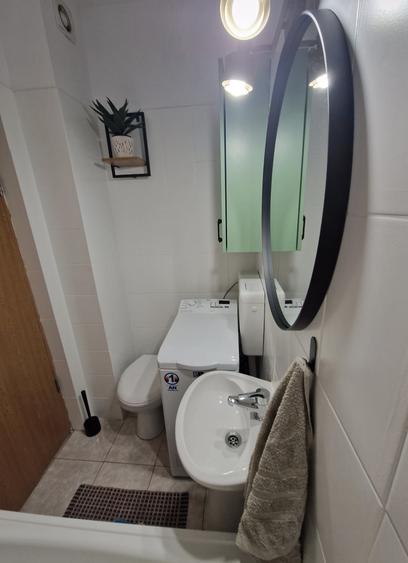 Apartament cu 2 camere nedecomandat, mobilat în P-ța Doina