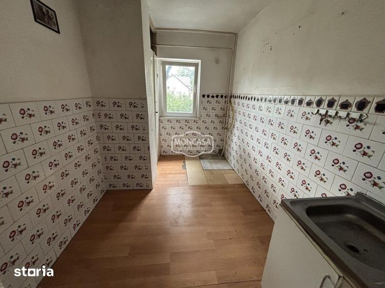 Apartament cu 4 camere decomandat în Central