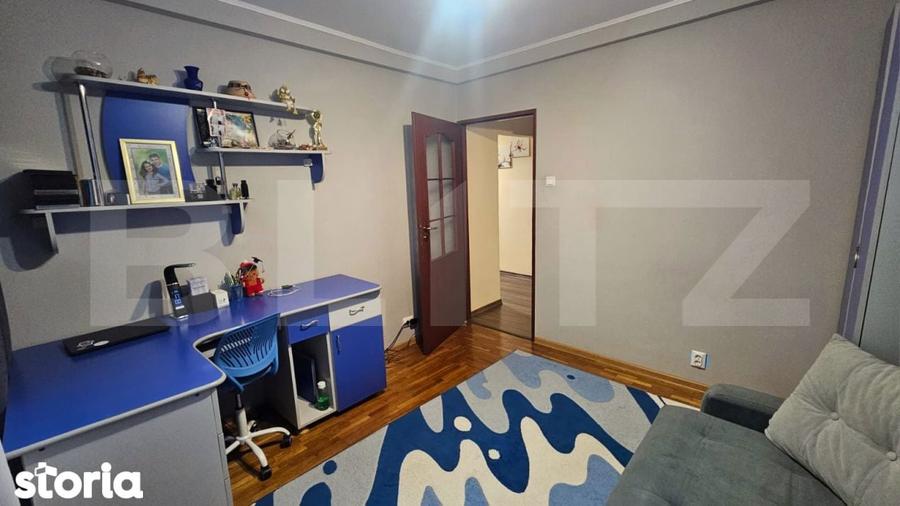 Apartament cu 3 camere decomandat în Tudor
