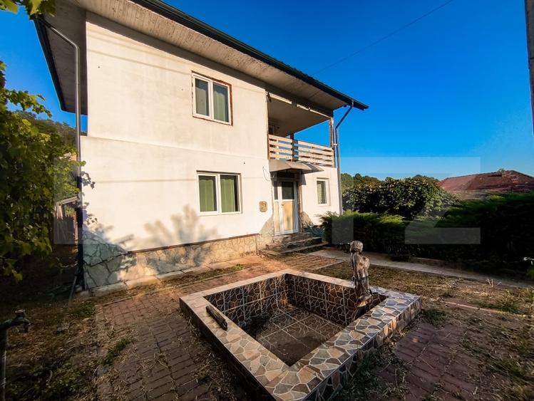 Casă individuală cu 4 camere cu Teren 1650 Mp în Exterior Est