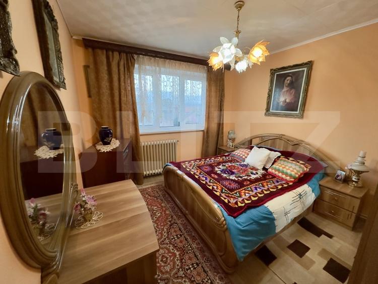 Apartament cu 2 camere decomandat, mobilat în Cugir