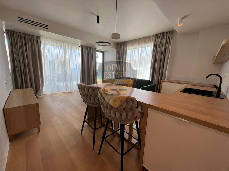 Apartament cu 3 camere decomandat în Olimp