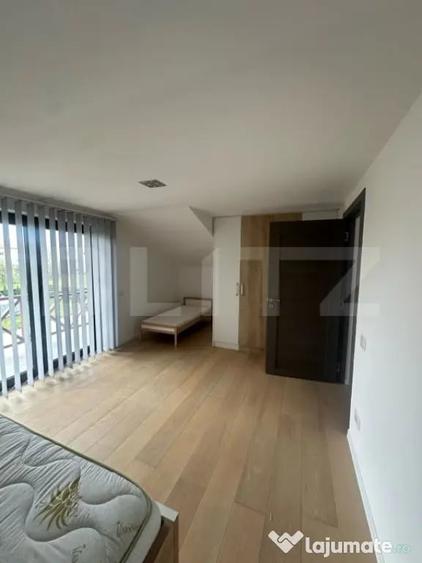 Casă cu 5 camere cu Teren 1600 Mp în Central