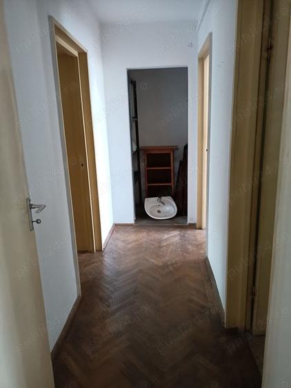 Apartament cu 3 camere decomandat în Lujerului