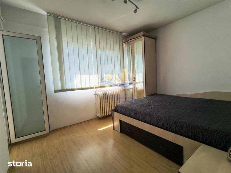 De vanzare Apartament 4 camere Constanta Inel II - 3