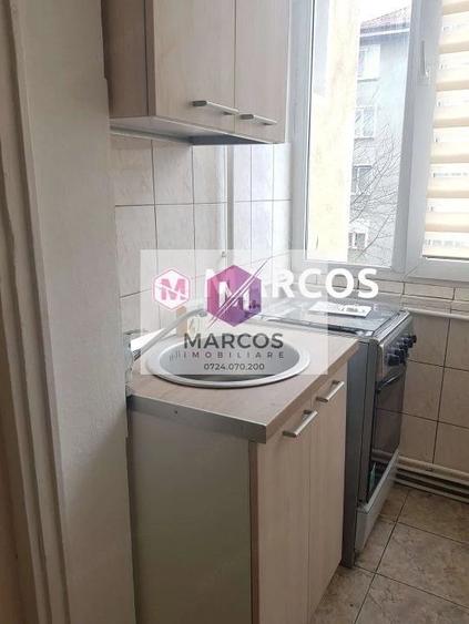 Apartament cu 2 camere semidecomandat în Cuptoare (Reșița)