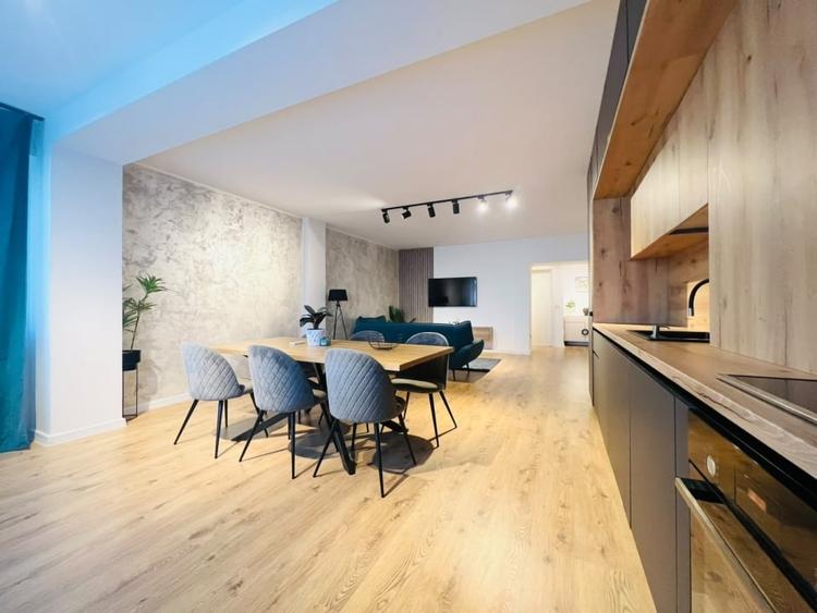 Apartament cu 2 camere semidecomandat, mobilat în Pipera