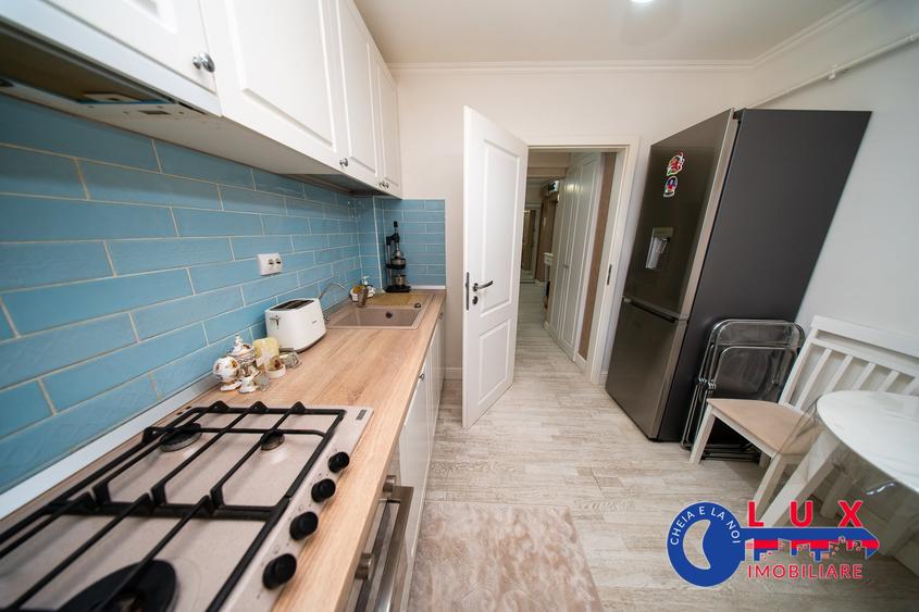 Apartament cu 3 camere decomandat în Babadag