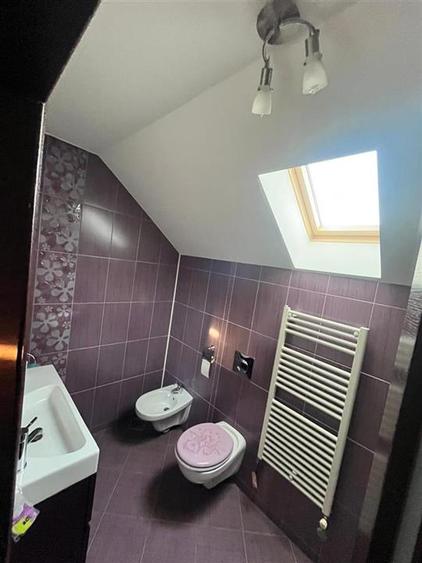 Casă individuală cu 5 camere cu Teren 405 Mp în Hărman
