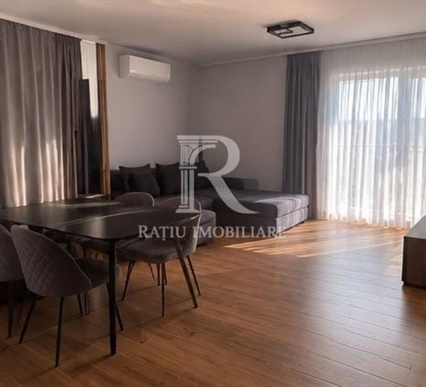Apartament cu 3 camere decomandat, mobilat în Iosia