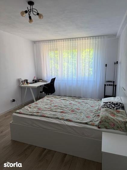 Apartament cu 2 camere semidecomandat, mobilat în P-ța Unirii