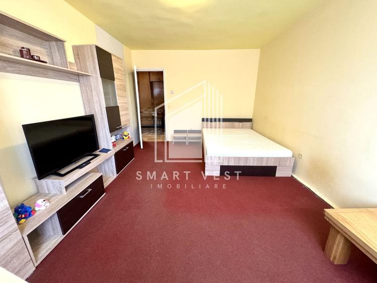 Apartament cu 3 camere decomandat, mobilat în Micro 15