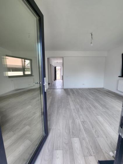 Duplex cu 5 camere cu Teren 200 Mp în Bragadiru