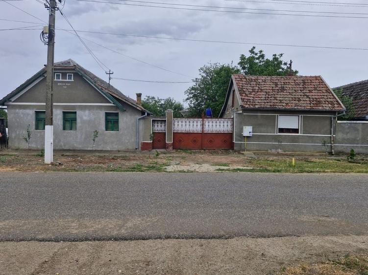 Casă cu 4 camere în Pilu