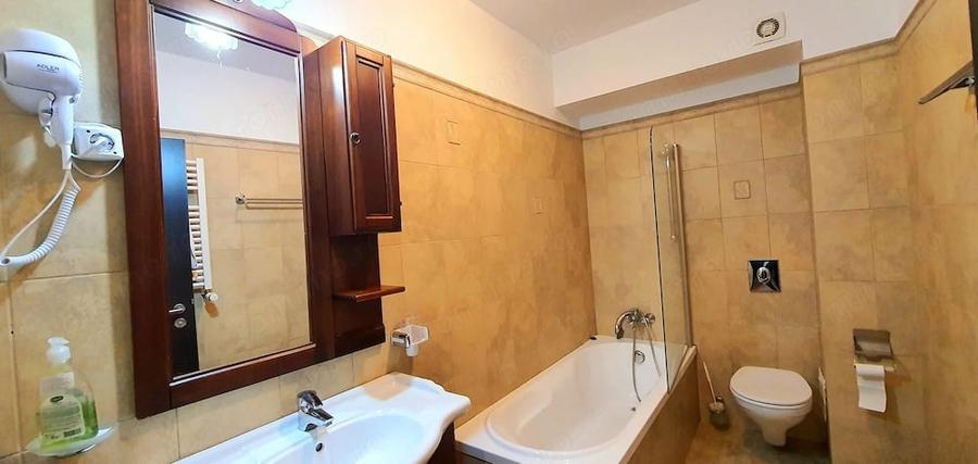 Apartament cu 2 camere semidecomandat în Clăbucet
