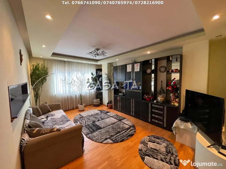 Apartament cu 4 camere decomandat în Central