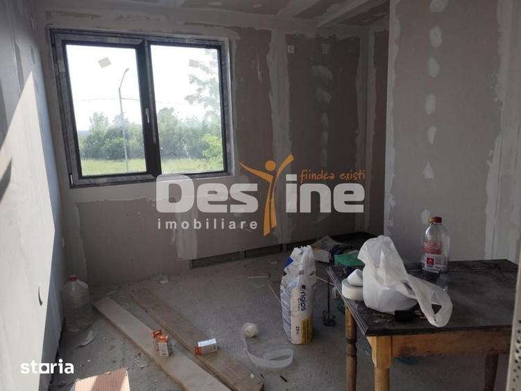 Casă cu 4 camere cu Teren 500 Mp în Scorțeni