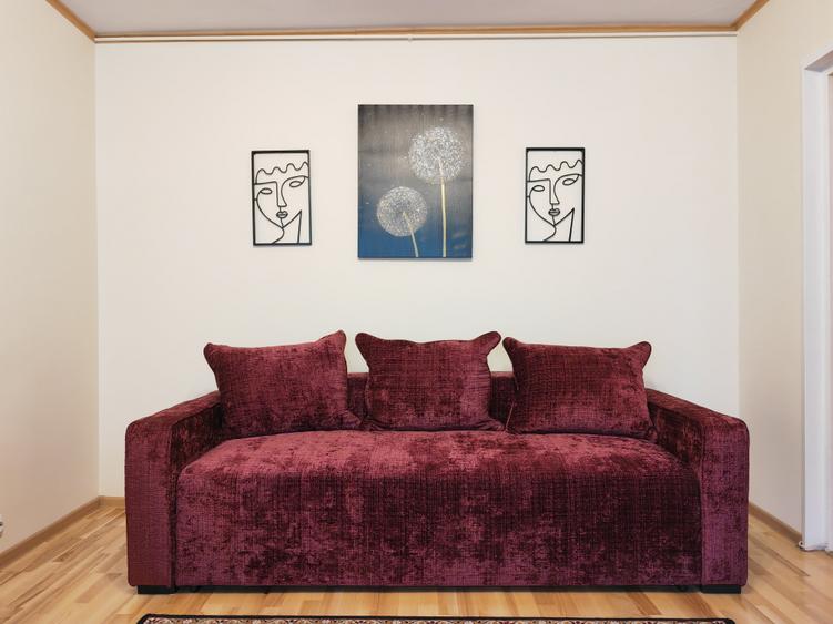 Apartament cu 3 camere semidecomandat în Titan