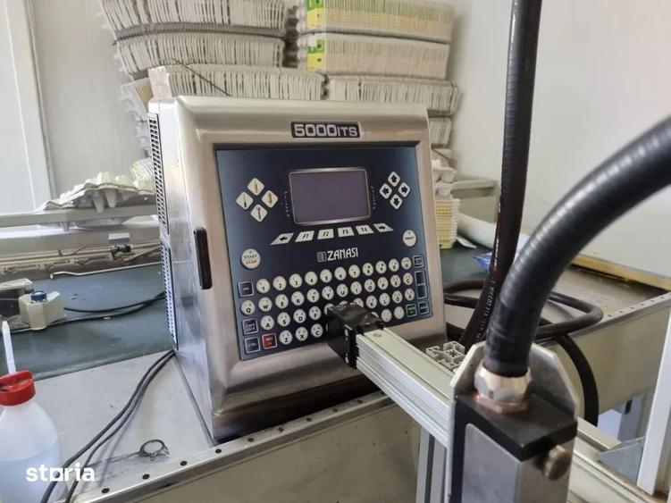 Spațiu comercial, de 800 mp, în Bănești