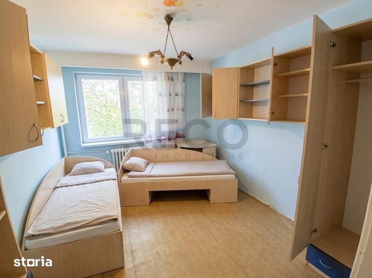 Apartament cu 3 camere decomandat în Central