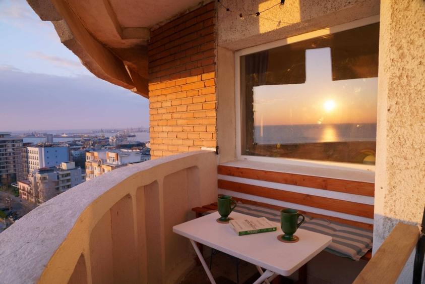 Apartament cu 2 camere decomandat, mobilat în Ultracentral