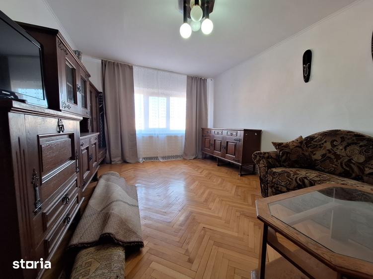 Apartament cu 3 camere în Est