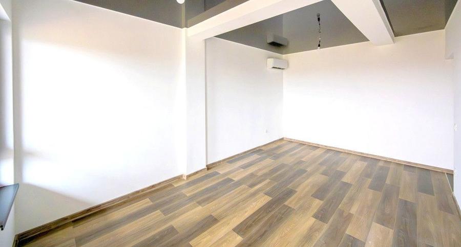 Garsonieră decomandată în Micro 17