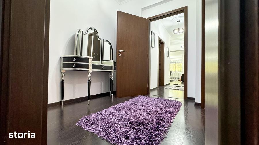 Apartament cu 4 camere decomandat în Aviației