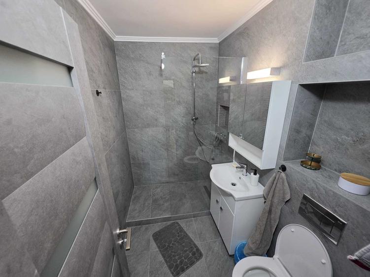 Apartament cu 2 camere decomandat în Obcini