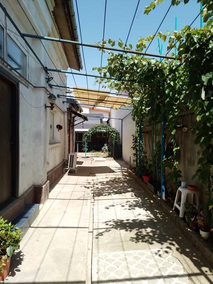 Casă individuală cu 6 camere cu Canalizare în Iancului