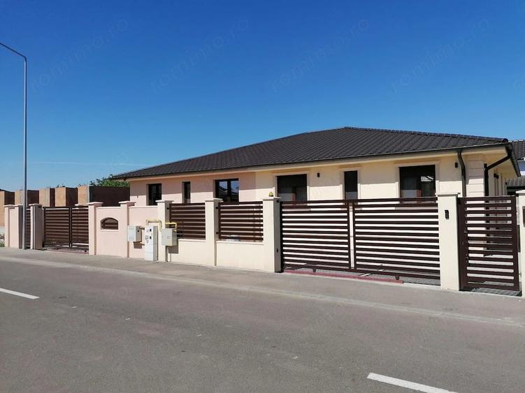 Casă cu 3 camere cu Teren 245 Mp în Semicentral
