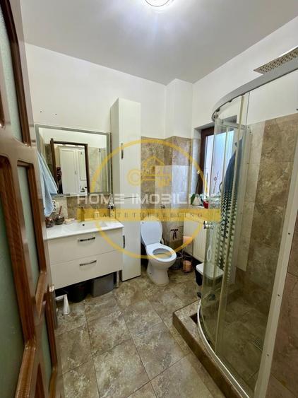 Casă individuală cu 4 camere cu Canalizare în Valea Adâncă