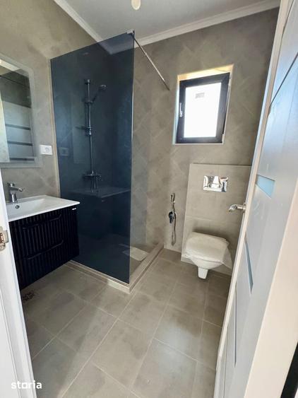 Casă cu 4 camere cu Teren 530 Mp în Central