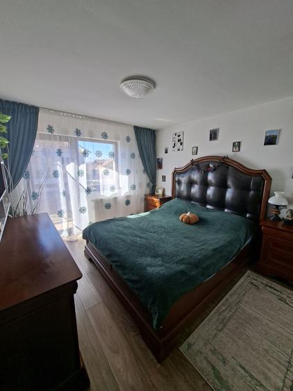 Casă cu 4 camere cu Teren 400 Mp în Sânpetru