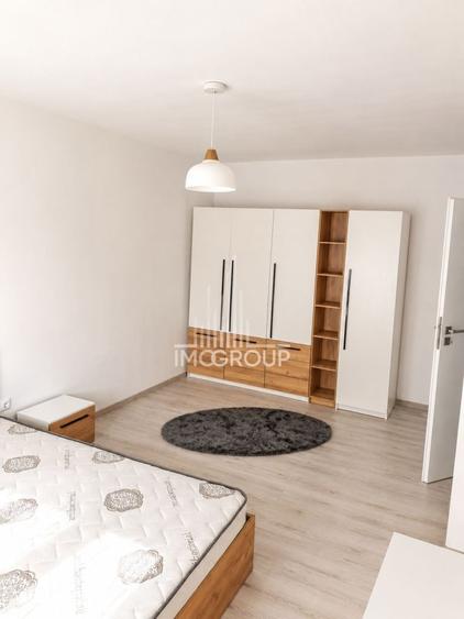 Apartament cu 2 camere decomandat în Europa
