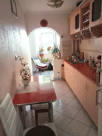 Inchiriez apartament cu 1 camera,MARE,tip DP - 1