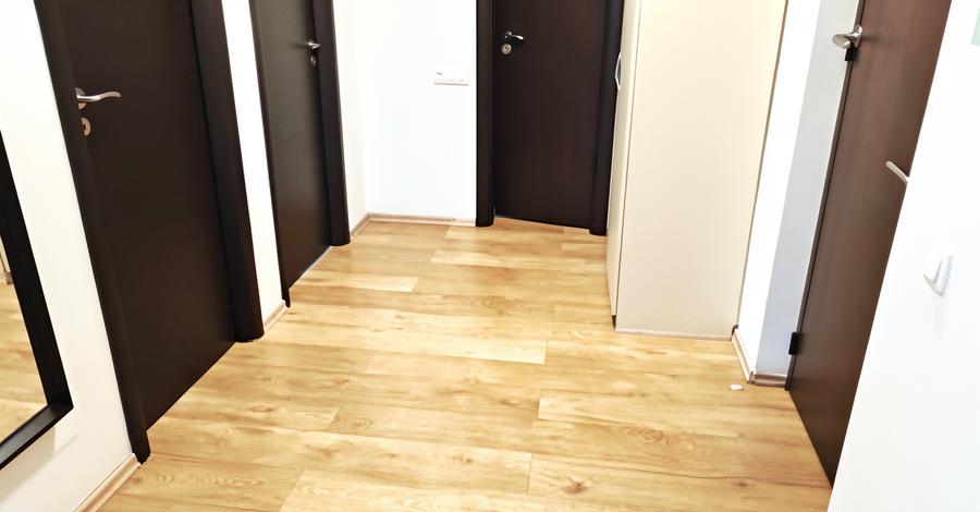 Apartament cu 2 camere decomandat în Jiului