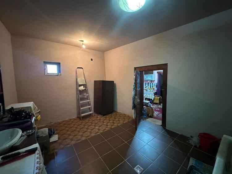 Casă individuală cu 4 camere cu Teren 229 Mp în Boul Roșu