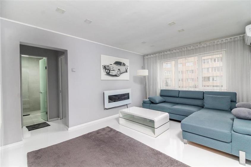 Apartament cu 3 camere semidecomandat, mobilat în Grigorescu