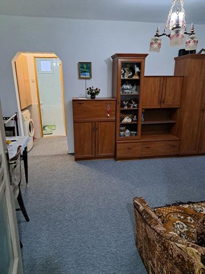Apartament cu 2 camere semidecomandat în Exterior Vest