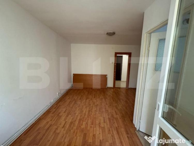 Garsonieră în Micro 15