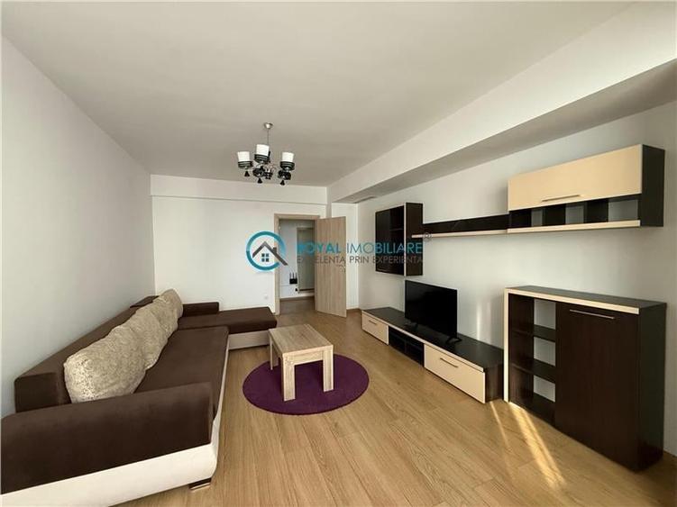Apartament cu 3 camere decomandat, mobilat în 9 Mai