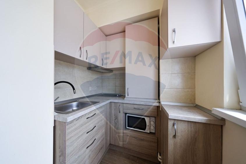 Apartament cu 4 camere de vânzare în zona Centrul Civic - 10