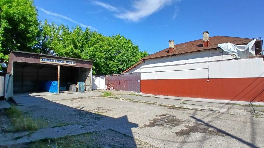 Spațiu comercial, de 350 mp, în Central
