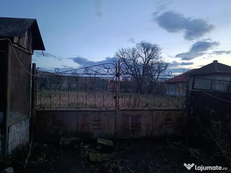 Vand casa ?i gradina - 5