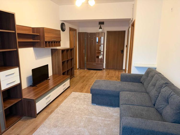 Apartament cu 2 camere semidecomandat în Dristor