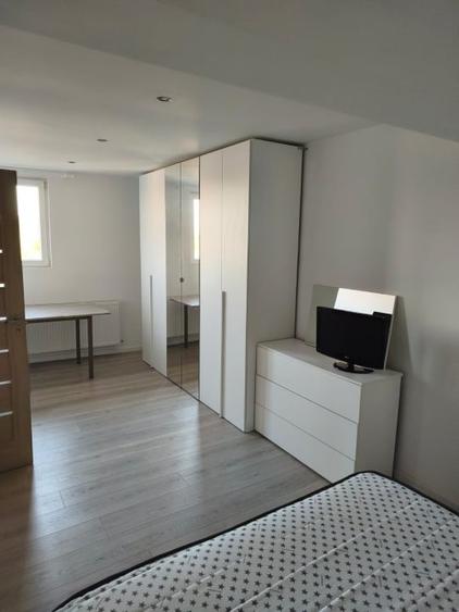 Apartament cu 3 camere decomandat în Ghirodei
