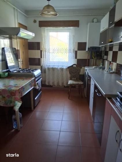 Inchiriez apartament 2 camere - 4