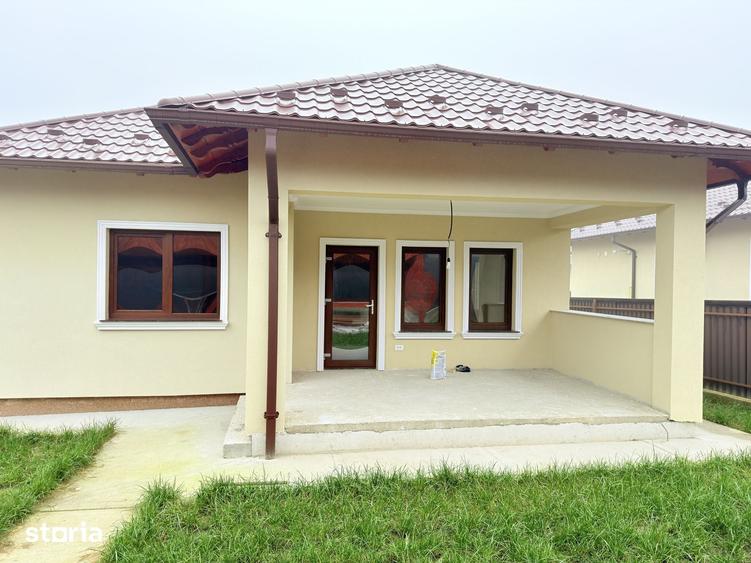 Casă cu 4 camere cu Teren 300 Mp în Central
